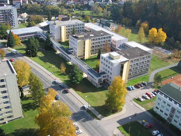 BUDOVA_VS_180896