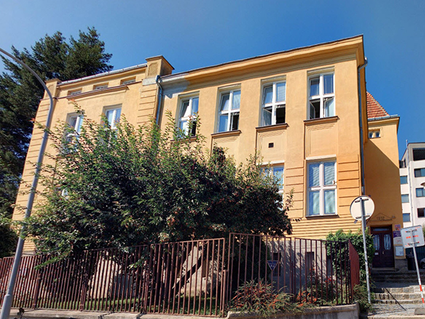 BUDOVA_VS_146081