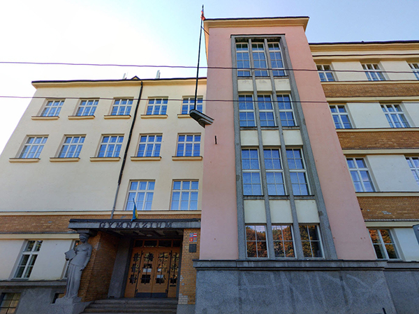 BUDOVA_VS_145596