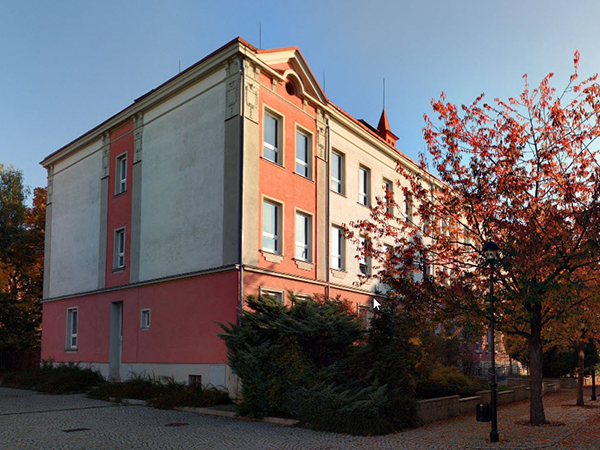 BUDOVA_VS_340543