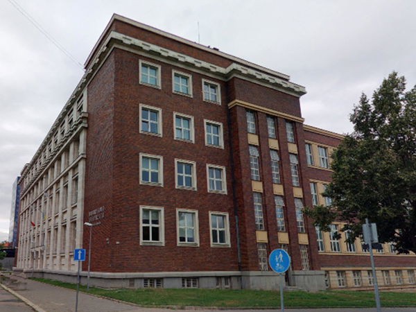 BUDOVA_VS_22120