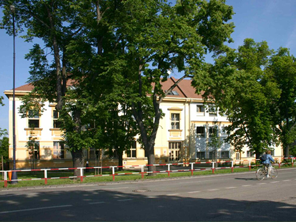 BUDOVA_VS_146153