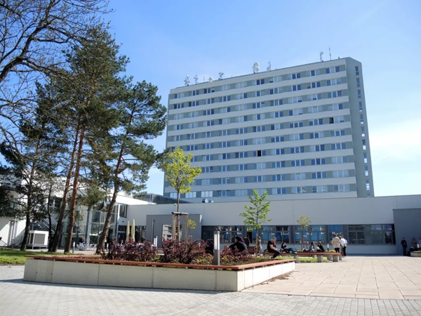 BUDOVA_VS_22172