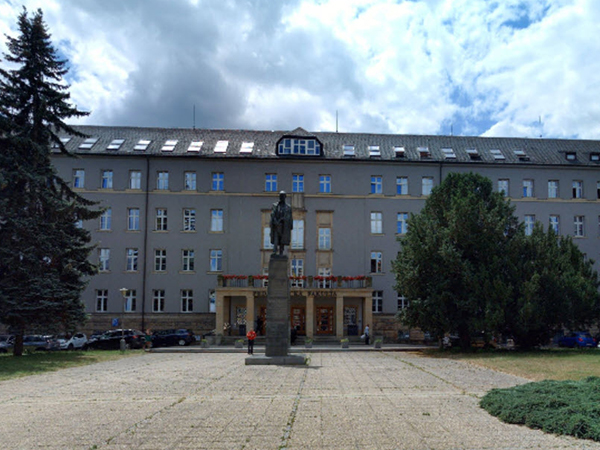 BUDOVA_VS_22132