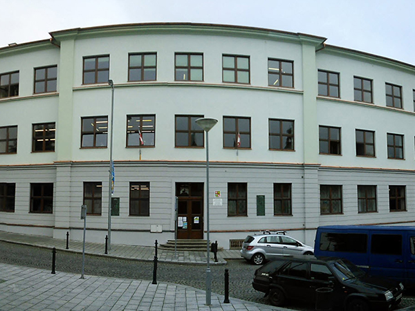 BUDOVA_VS_180876